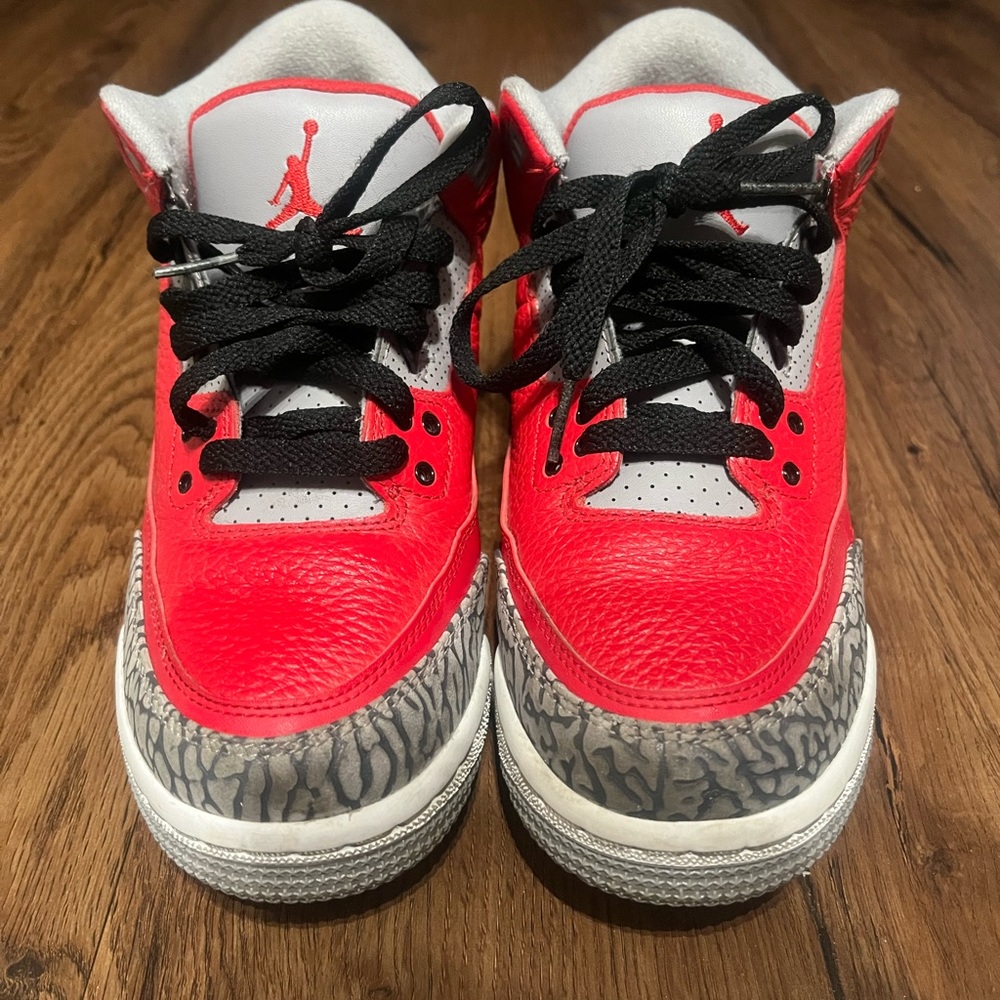 Jordan 3s size 6.5y